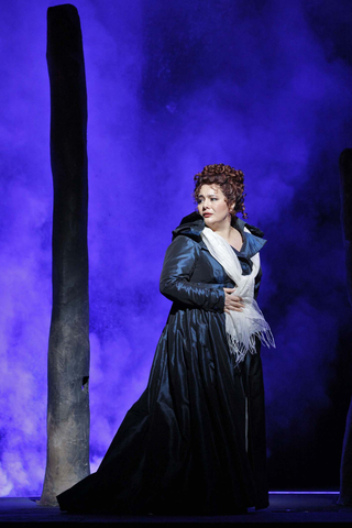 Lianna Haroutounian as Amelia in Verdi's "Un Ballo in Maschera." Photo: Cory Weaver/San Francisco Opera