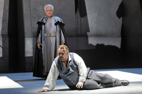 Kwangchul Youn as King Marke and Simon O'Neill as Tristan in Wagner's "Tristan und Isolde." Photo: Cory Weaver/San Francisco Opera