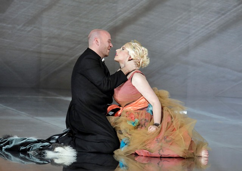 Michael Fabiano as Des Grieux and Ellie Dehn in the title role of Massenet's "Manon."  Photographer: Cory Weaver/San Francisco Opera.