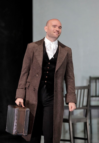 Michael Fabiano as Des Grieux in Massenet's "Manon."  Photographer: Cory Weaver/San Francisco Opera.