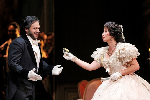 Atalla Ayan as Alfredo and Aurelia Florian as Violetta Valéry in Verdi's "La Traviata." Photographer: Cory Weaver/San Francisco Opera.