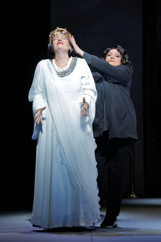 Michaela Schuster as Klytemnestra and Elena Pankratova as the title role in Strauss' "Elektra." Photo: Cory Weaver/San Francisco Opera