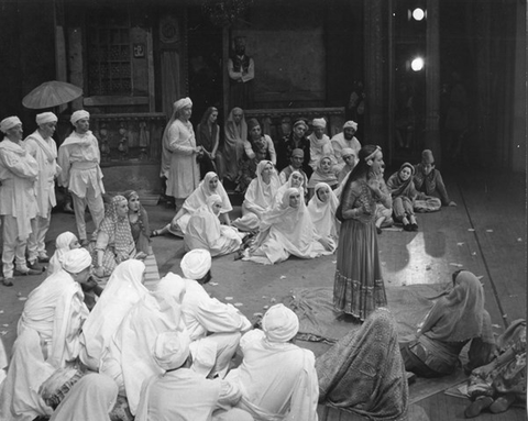 Lakmé, Léo Delibes. San Francisco Opera, 1946. Photographer: R. Strohmeyer/San Francisco Opera.