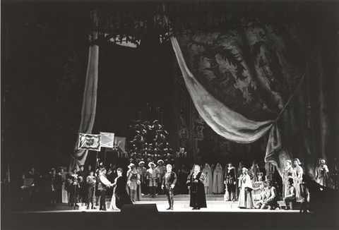 Ernani, Giuseppe Verdi. San Francisco Opera, 1968. Photographer: Margaret Norton/San Francisco Opera.