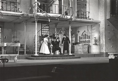 Il Barbiere di Siviglia, Gioachino Rossini. San Francisco Opera, 1968. Photographer: Margaret Norton/San Francisco Opera.