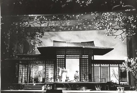 Madama Butterfly, Giacomo Puccini. San Francisco Opera, 1968. Photographer: Unknown/San Francisco Opera.