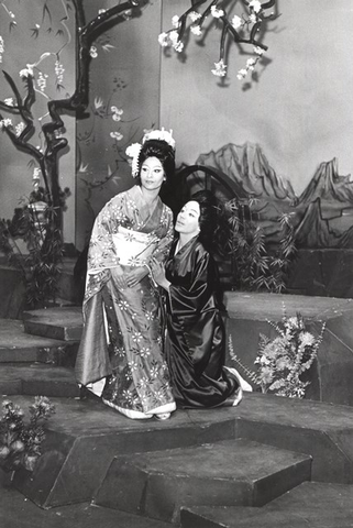 Madama Butterfly, Giacomo Puccini. San Francisco Opera, 1968. Photographer: Unknown/San Francisco Opera.