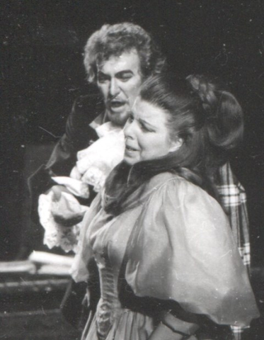 Lucia di Lammermoor, Gaetano Donizetti. San Francisco Opera, 1968. Photographer: Pete Peters/San Francisco Opera.