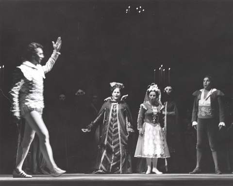 Don Giovanni, Wolfgang Amadeus Mozart. San Francisco Opera, 1968. Photographer: Pete Peters/San Francisco Opera.