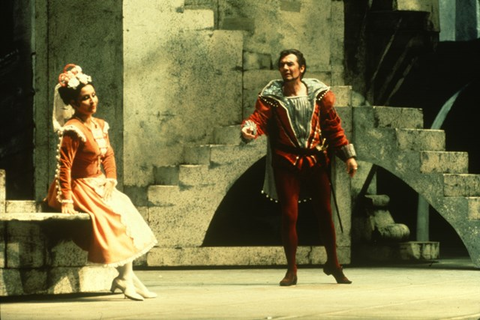 Don Giovanni, Wolfgang Amadeus Mozart. San Francisco Opera, 1968. Photographer: Robert Cahen/San Francisco Opera.