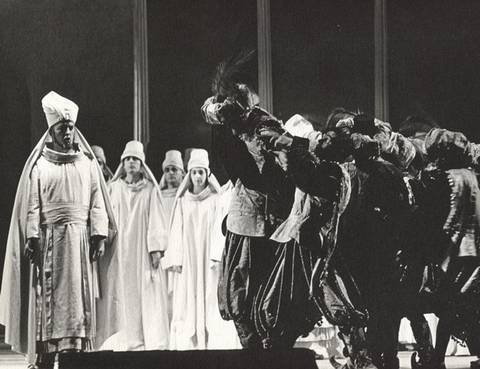 Die Zauberflöte, Wolfgang Amadeus Mozart. San Francisco Opera, 1967. Photographer: Unknown/San Francisco Opera.