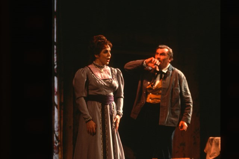 Louise, Gustave Charpentier. San Francisco Opera, 1967. Photographer: Robert Cahen/San Francisco Opera.