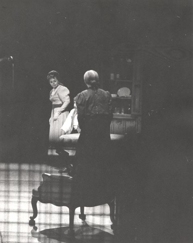 Louise, Gustave Charpentier. San Francisco Opera, 1967. Photographer: Unknown/San Francisco Opera.