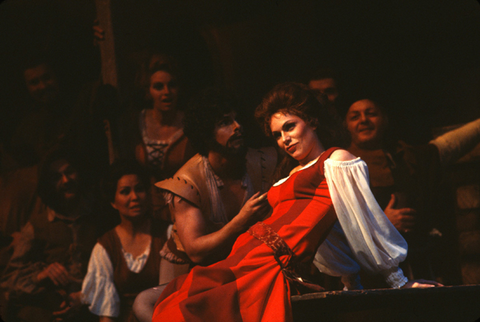 Lynn Beckstrom (Huguette), Chorus, The Vagabond King, Rudolf Friml. San Francisco Opera/SPOT, 1980-81. Photographer: Ron Scherl/San Francisco Opera.