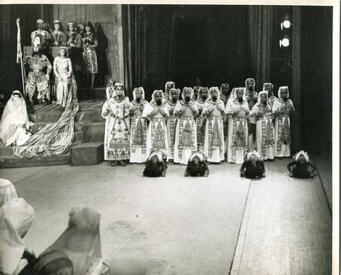 Aida, Giuseppe Verdi. San Francisco Opera, 1947. Photographer: R. Strohmeyer/San Francisco Opera.