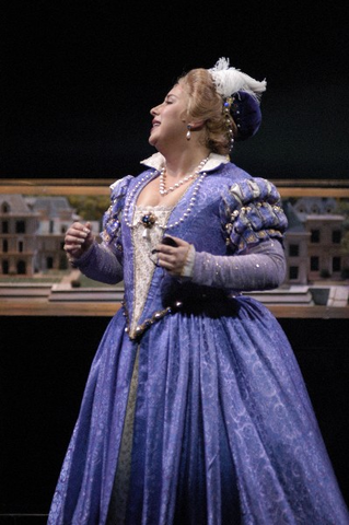 Marina Mescheriakova (Elisabeth de Valois), Don Carlos, Giuseppe Verdi. San Francisco Opera, 2003-04. Photographer: Larry Merkle/San Francisco Opera.