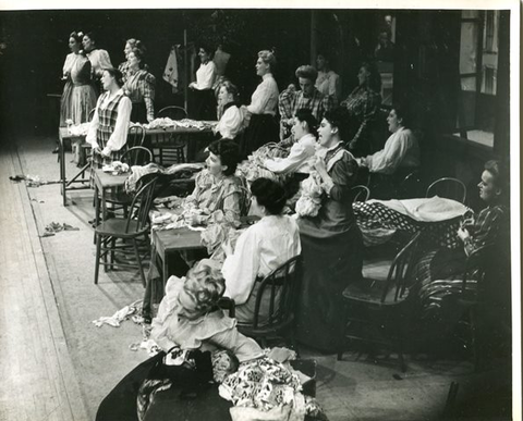 Louise, Gustave Charpentier. San Francisco Opera, 1947. Photographer: R. Strohmeyer/San Francisco Opera.