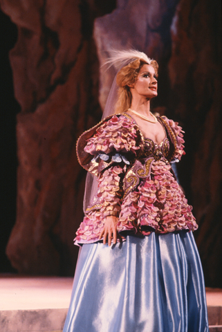 Janice Felty (Venus), Il Ballo delle Ingrate, Claudio Monteverdi. San Francisco Opera/SPOT, 1981-82. Photographer: Ron Scherl/San Francisco Opera.