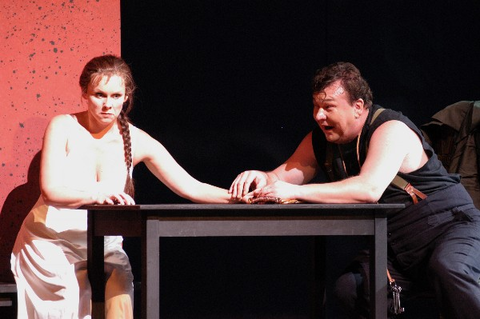 Solveig Kringelborn (Katerina Ismailova), Vladimir Vaneev (Boris), Lady Macbeth of Mtsensk, Dmitri Shostakovich. San Francisco Opera, 2003-04. Photographer: Larry Merkle/San Francisco Opera.