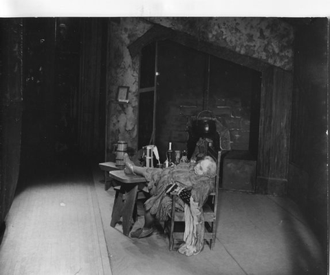 Falstaff, Giuseppe Verdi. San Francisco Opera, 1948. Photographer: R. Strohmeyer/San Francisco Opera.