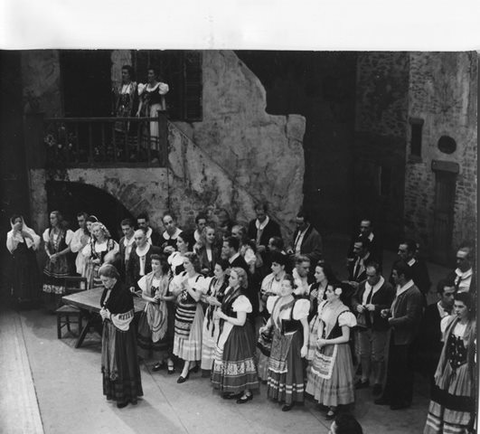 Cavalleria Rusticana, Pietro Mascagni. San Francisco Opera, 1948. Photographer: R. Strohmeyer/San Francisco Opera.