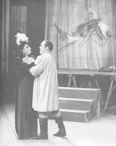 Tosca, Giacomo Puccini. San Francisco Opera, 1949. Photographer: R. Strohmeyer/San Francisco Opera.