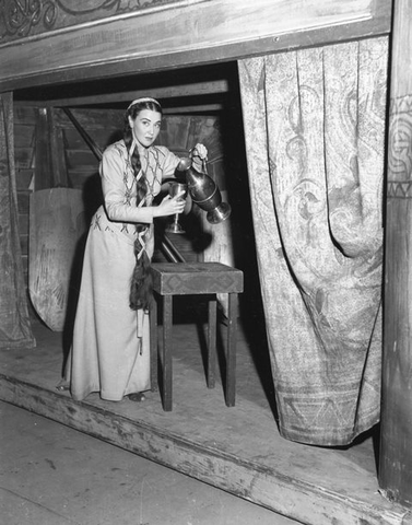 Tristan und Isolde, Richard Wagner. San Francisco Opera, 1949. Photographer: R. Strohmeyer/San Francisco Opera.