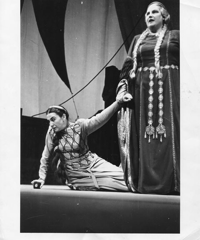 Tristan und Isolde, Richard Wagner. San Francisco Opera, 1949. Photographer: Unknown/San Francisco Opera.