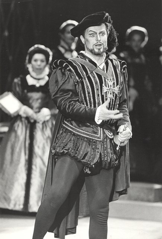 Don Carlo, Giuseppe Verdi. San Francisco Opera, 1966. Photographer: Carolyn Mason Jones/San Francisco Opera.