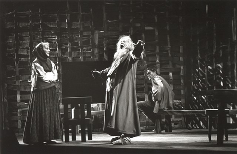 Boris Godunov, Modest Petrovich Mussorgsky. San Francisco Opera, 1966. Photographer: Dennis Galloway/San Francisco Opera.