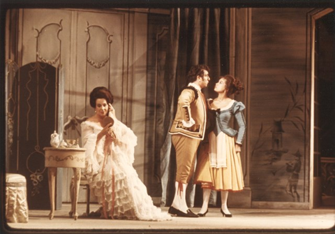 Le Nozze di Figaro, Wolfgang Amadeus Mozart. San Francisco Opera, 1966. Photographer: Robert Cahen/San Francisco Opera.