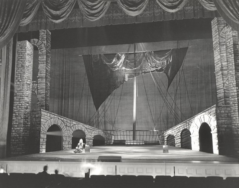 Les Troyens, Hector Berlioz. San Francisco Opera, 1966. Photographer: Carolyn Mason Jones/San Francisco Opera.