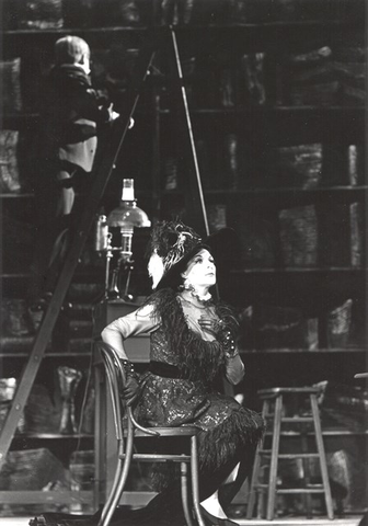 Vĕc Makropulos, Leoš Janáček. San Francisco Opera, 1966. Photographer: Carolyn Mason Jones/San Francisco Opera.