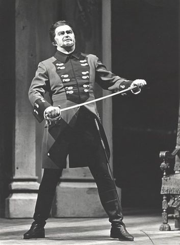 La Forza del Destino, Giuseppe Verdi. San Francisco Opera, 1965. Photographer: Carolyn Mason Jones/San Francisco Opera.