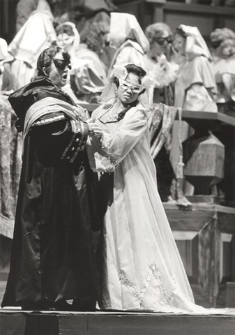 Un Ballo in Maschera, Giuseppe Verdi. San Francisco Opera, 1965. Photographer: Carolyn Mason Jones/San Francisco Opera.