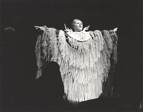 Un Ballo in Maschera, Giuseppe Verdi. San Francisco Opera, 1965. Photographer: Carolyn Mason Jones/San Francisco Opera.