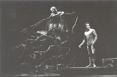 Pelléas et Mélisande, Claude Debussy. San Francisco Opera, 1965. Photographer: Dennis Galloway/San Francisco Opera.