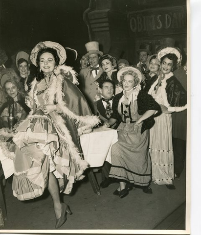 La Bohème, Giacomo Puccini. San Francisco Opera, 1950. Photographer: R. Strohmeyer/San Francisco Opera.