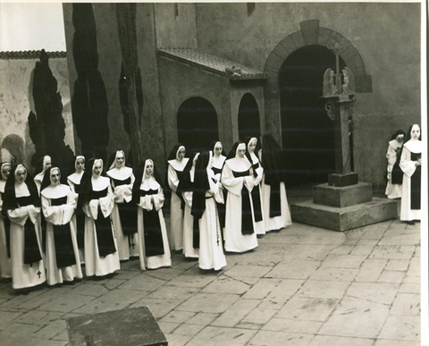 Suor Angelica, Giacomo Puccini. San Francisco Opera, 1950. Photographer: R. Strohmeyer/San Francisco Opera.