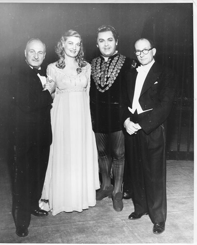 Roméo et Juliette, Charles Gounod. San Francisco Opera, 1951. Photographer: Paul Tracey/San Francisco Opera.