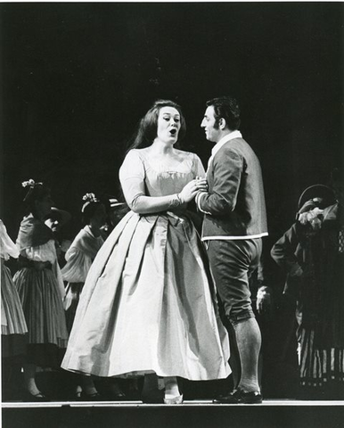 La Sonnambula, Vincenzo Bellini. San Francisco Opera, 1963. Photographer: Pete Peters/San Francisco Opera.