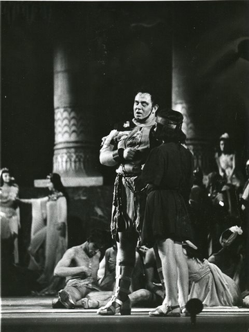 Samson et Dalila, Camille Saint-Saëns. San Francisco Opera, 1963. Photographer: Unknown/San Francisco Opera.