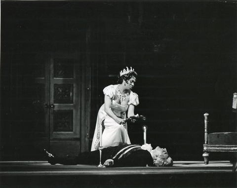 Tosca, Giacomo Puccini. San Francisco Opera, 1963. Photographer: Pete Peters/San Francisco Opera.