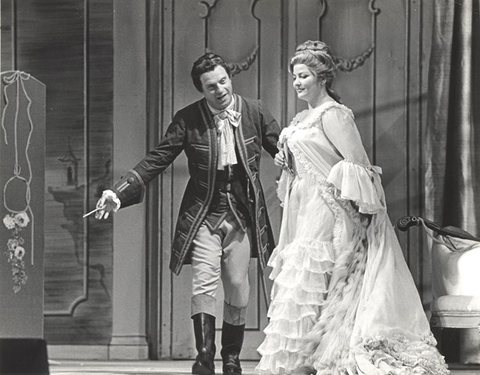 Le Nozze di Figaro, Wolfgang Amadeus Mozart. San Francisco Opera, 1964. Photographer: Carolyn Mason Jones/San Francisco Opera.