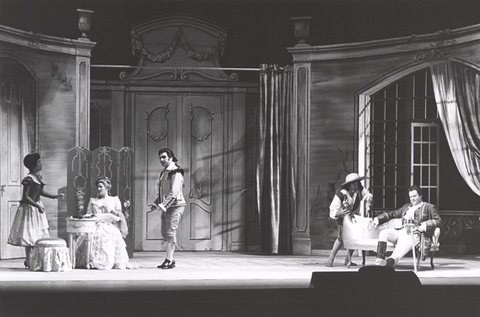 Le Nozze di Figaro, Wolfgang Amadeus Mozart. San Francisco Opera, 1964. Photographer: Pete Peters/San Francisco Opera.