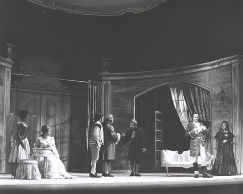 Le Nozze di Figaro, Wolfgang Amadeus Mozart. San Francisco Opera, 1964. Photographer: Pete Peters/San Francisco Opera.