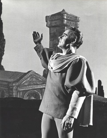 Gianni Schicchi, Giacomo Puccini. San Francisco Opera, 1964. Photographer: Carolyn Mason Jones/San Francisco Opera.