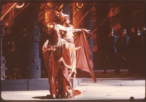 Nabucco, Giuseppe Verdi. San Francisco Opera, 1964. Photographer: Robert Cahen/San Francisco Opera.