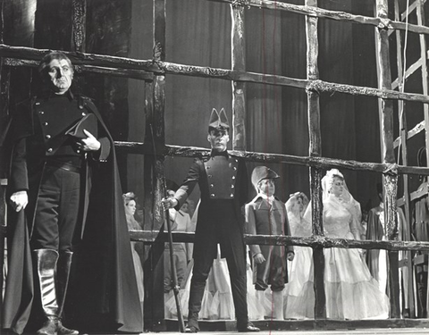 Fidelio, Ludwig van Beethoven. San Francisco Opera, 1964. Photographer: Carolyn Mason Jones/San Francisco Opera.