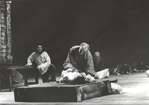 Katerina Ismailova, Dmitri Shostakovich. San Francisco Opera, 1964. Photographer: Pete Peters/San Francisco Opera.